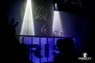 Hard Dance on the RISE 002