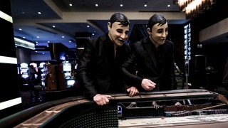 In love with the DJ 009