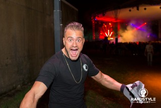 Raving with the die hards at Q-BASE 2017 004