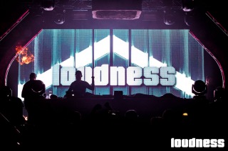 Let’s get Loudness by b2s 004