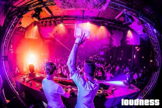 Let’s get Loudness by b2s 002